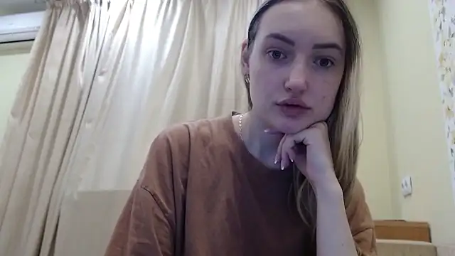 Eva Harris online show from 01.12.26