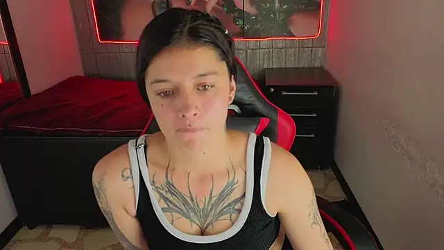 Snapshot of Harley_quinzell chatting on 01.17.26 Harley quinzell online show from 01.17.26