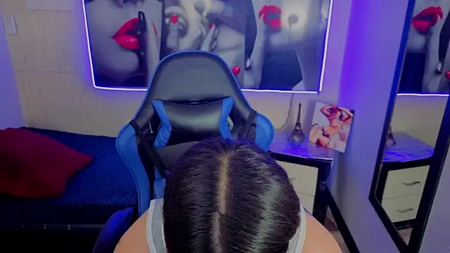 Snapshot of Harley_quinzell chatting on 02.10.26 Harley quinzell online show from 02.10.26