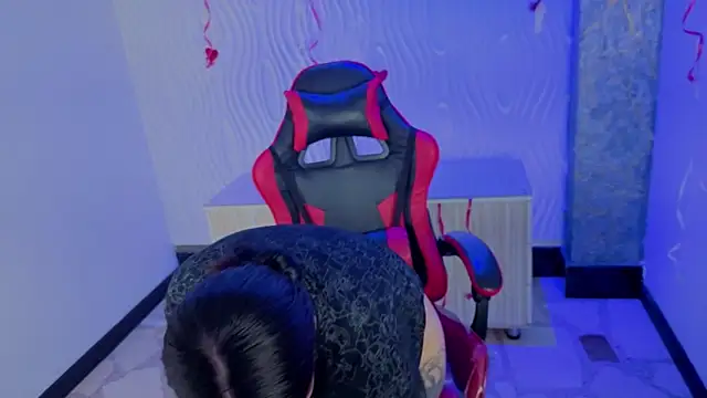 Snapshot of Harley_quinzell chatting on 02.26.26 Harley quinzell online show from 02.26.26