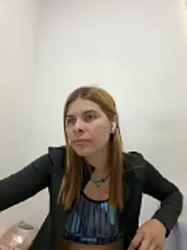 ariannaconnor  online show from 02.05.26