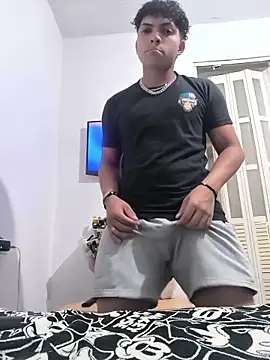 Snapshot of VersedChip chatting on 02.20.26 VersedChip online show from 02.20.26