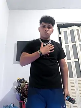 Snapshot of VersedChip chatting on 02.28.26 VersedChip online show from 02.28.26