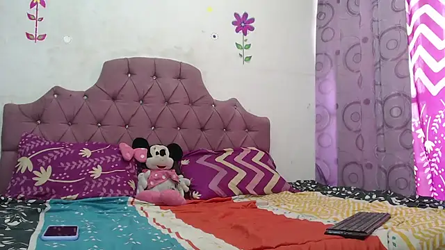 DannaTs1 online show from 04.21.26