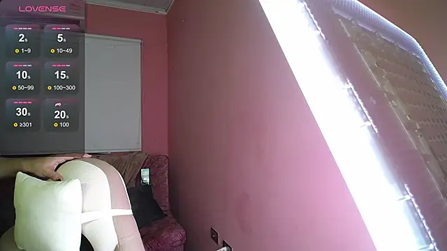 Snapshot of FoxySmile chatting on 02.02.26 FoxySmile online show from 02.02.26