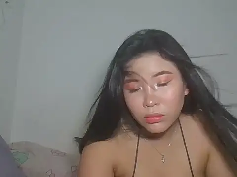 Zyeiii online show from 02.28.26