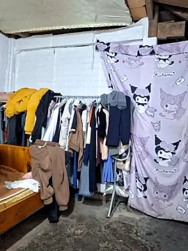 Snapshot of Adela-222 chatting on 01.12.26 Adela-222 online show from 01.12.26