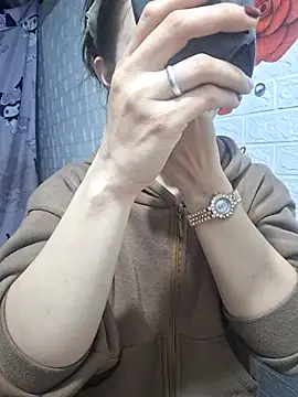 Snapshot of Adela-222 chatting on 02.12.26 Adela-222 online show from 02.12.26