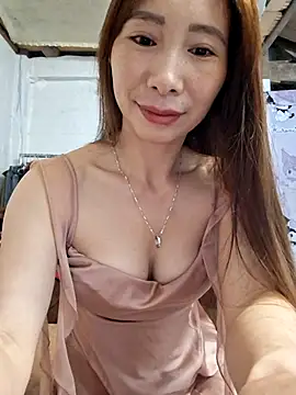 Snapshot of Adela-222 chatting on 03.23.26 Adela-222 online show from 03.23.26