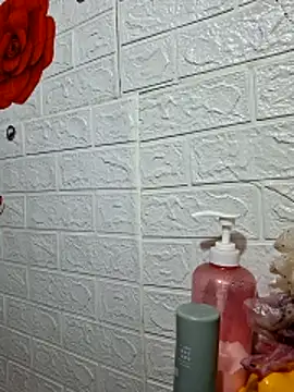 Snapshot of Adela-222 chatting on 03.27.26 Adela-222 online show from 03.27.26