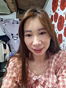 Snapshot of Adela-222 chatting on 04.10.26 Adela-222 online show from 04.10.26