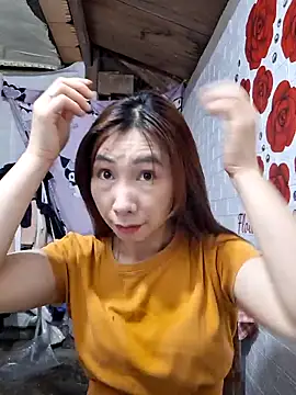 Snapshot of Adela-222 chatting on 04.16.26 Adela-222 online show from 04.16.26