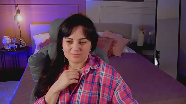  SilkyShadow  online show from 02.27.26