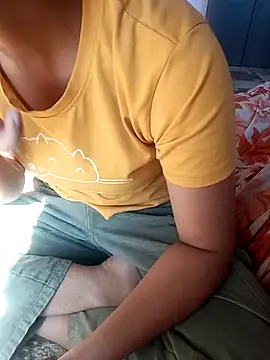 Snapshot of eddy_girl chatting on 02.06.26 eddy girl online show from 02.06.26