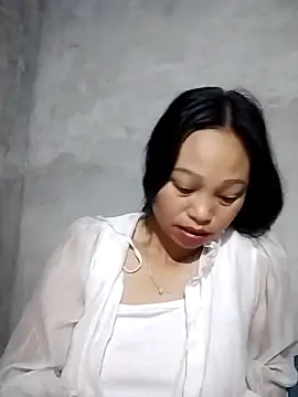 Snapshot of miray- chatting on 05.03.26 miray- online show from 05.03.26