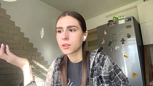 ElsieKuhlmann online show from 04.06.26