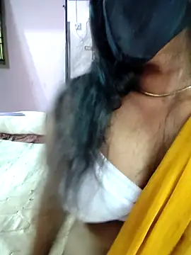 Snapshot of suma_telugu1 chatting on 05.08.26 suma telugu1 online show from 05.08.26