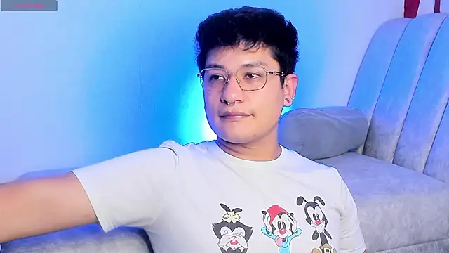 Theo Rowan online show from 03.04.26