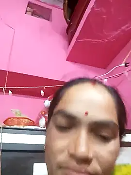 Snapshot of Sonam15884 chatting on 02.14.26 Sonam15884 online show from 02.14.26