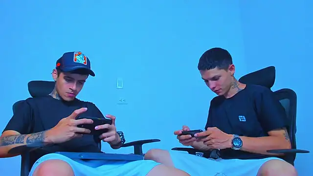 Thomas-Wil online show from 04.05.26