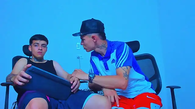 Thomas-Wil online show from 04.14.26