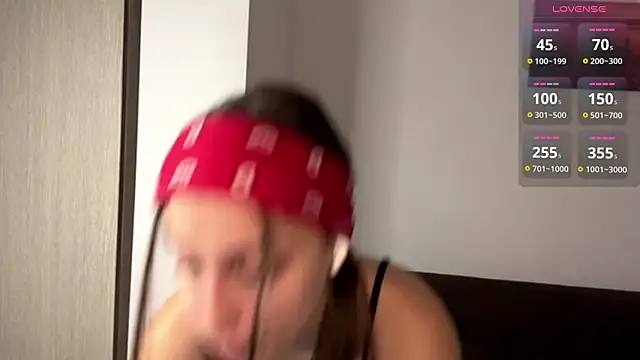 EvaRenard online show from 04.05.26