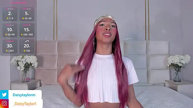 DaisyTaylor   online show from 02.06.26