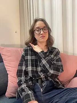 Persephone Kore online show from 03.02.26