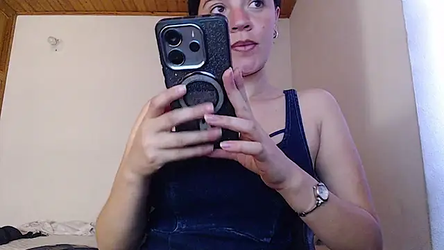Snapshot of Shanel_Lozano chatting on 05.24.26 Shanel Lozano online show from 05.24.26
