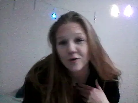 Snapshot of tinytiff33 chatting on 01.10.26 tinytiff33 online show from 01.10.26