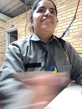 Isabel 3 online show from 04.12.26