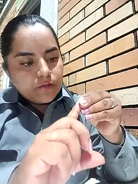 Isabel 3 online show from 04.18.26