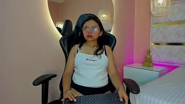 riley flirt online show from 01.14.26