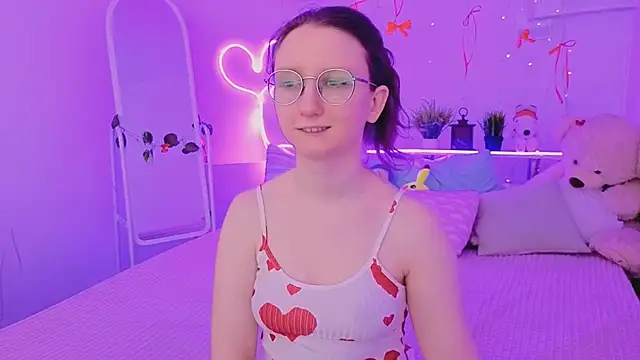 Snapshot of SunshineBlaze chatting on 02.06.26 SunshineBlaze online show from 02.06.26