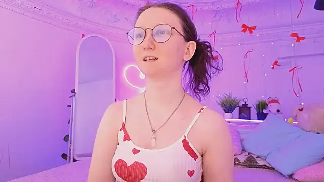 Snapshot of SunshineBlaze chatting on 02.17.26 SunshineBlaze online show from 02.17.26