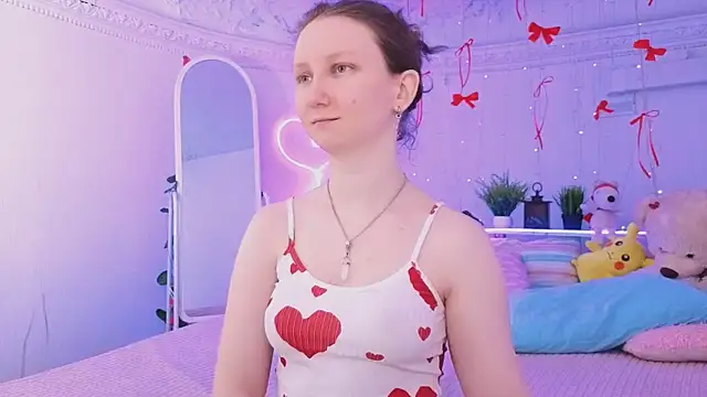 Snapshot of SunshineBlaze chatting on 02.19.26 SunshineBlaze online show from 02.19.26