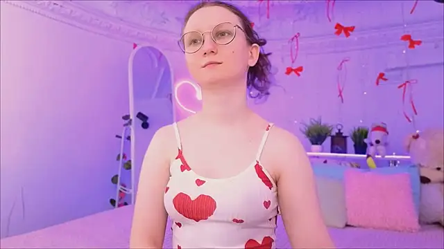 Snapshot of SunshineBlaze chatting on 02.21.26 SunshineBlaze online show from 02.21.26