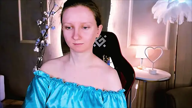 Snapshot of SunshineBlaze chatting on 02.24.26 SunshineBlaze online show from 02.24.26