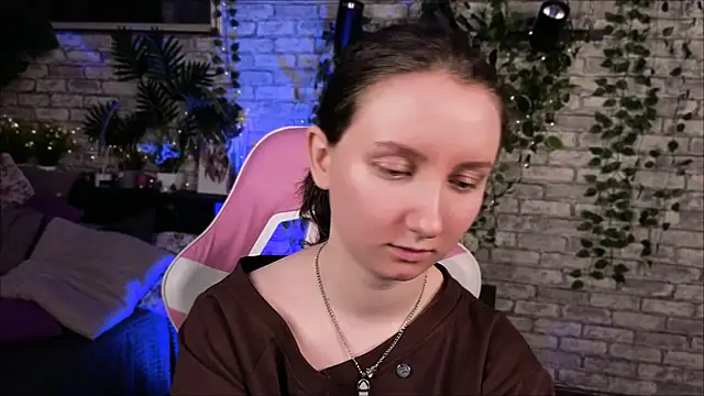 Snapshot of SunshineBlaze chatting on 02.28.26 SunshineBlaze online show from 02.28.26