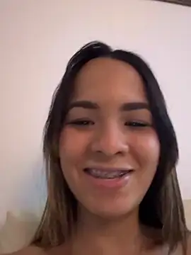 Snapshot of simpson_alice chatting on 05.29.26 simpson alice online show from 05.29.26