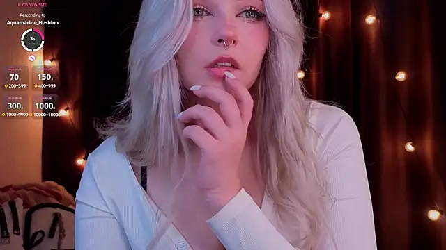 ShyniAlice online show from 02.07.26