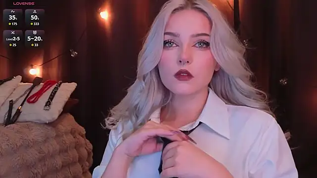 ShyniAlice online show from 03.20.26