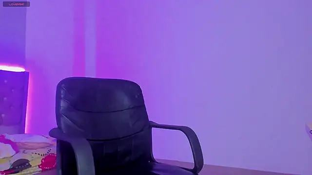 kitty violet11 online show from 04.13.26