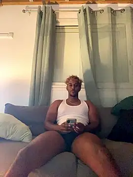 Snapshot of Axel_black10 chatting on 01.13.26 Axel black10 online show from 01.13.26