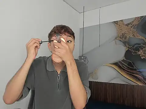 Snapshot of ReneePaz chatting on 01.13.26 ReneePaz online show from 01.13.26