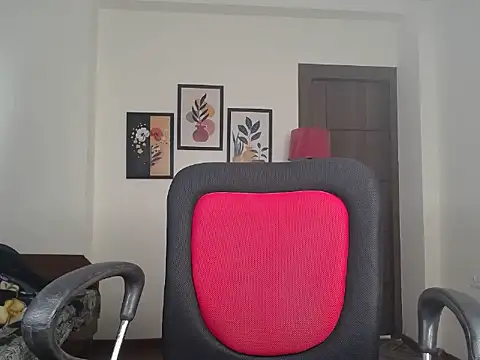 Snapshot of Devil_lily7 chatting on 02.28.26 Devil lily7 online show from 02.28.26