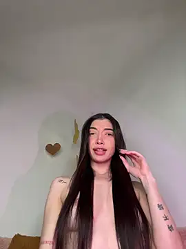 GiannaMagari online show from 02.25.26