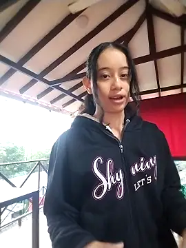 l0lita emi online show from 04.16.26