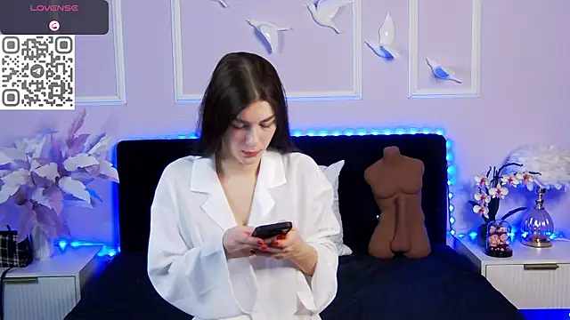 Snapshot of Lindsay_Cutie chatting on 01.13.26 Lindsay Cutie online show from 01.13.26