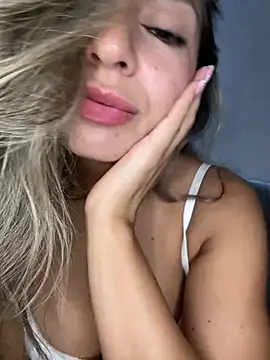 Snapshot of bebitas2_ chatting on 03.03.26 bebitas2 online show from 03.03.26